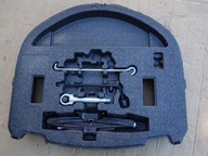 WKŁAD KOŁA STYROPIAN BAGAŻNIKA TOYOTA COROLLA E21 PODNOŚNIK KLUCZ LEWAREK