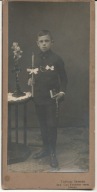 Leszno foto Tadeusz Semrau Chłopiec wym. 17 X 8 cm.karton