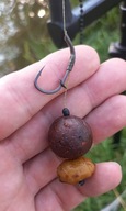Przypony karpiowe blow back rig Korda wide gape XX nr 4 z długim włosem