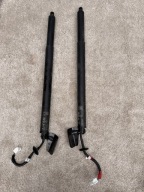 RENAULT AUSTRAL SIŁOWNIK TYLNEJ KLAPY LEWY PRAWY 904519468R 904517907R