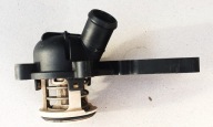 AUDI 2,4 2,8 3,2 FSI AUK / BKH / BPK / BWP TERMOSTAT OBUDOWA 06E121111D