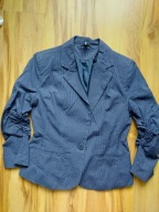 śliczna marynarka madonna r S