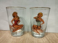 Szklanki kobiety z czasów PRL