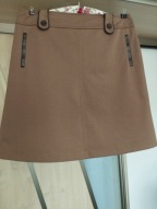 SPÓDNICA TRAPEZOWA NA PODSZEWCE W KOLORZE KAWY Z MLEKIEM R.42