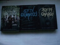 PIĘKNE ISTOTY ISTOTY CIEMNOŚCI ISTOTY CHAOSU Kami Garcia Margaret Stohl