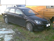 Opel Astra H lampa reflektor lewy przod , maska grill pas przedni chlodnica