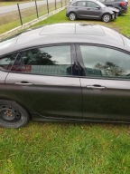 Szyba drzwi pasazera chrysler 200 14 15r