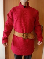 Przeszywanica tunika nietypowe pikowanie, gambon pod kolczuję