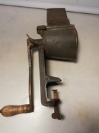 Stara maszynka młynek do orzechów itp. AUSTRIA