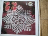 Obrus serwetka szydełkowy rękodzieło szykowne beż misterne cacko śr48