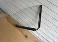 Opel Commodore A coupe Rekord C szyba tylna boczna prawa #757