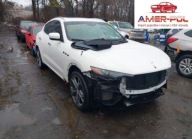 Maserati Levante S 2021 3.0 Benzyna 424KM