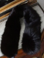 Kołnierz z naturalnego futra lisa czarnego