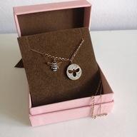 Łańcuszek i zawieszki z pszczółką + pudełeczko prezent na walentynki (573)