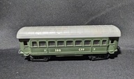 WAGON OSOBOWY ZIELONY W TABORZE SBB CFF KLASA 2 - 1:87 LIMA