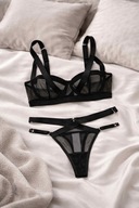 Zmysłowy ROZM. S komplet bielizny damskiej – czarny biustonosz + stringi