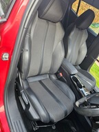 PEUGEOT 2008 II GT fotele komplet