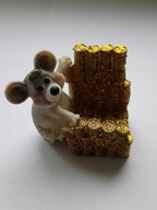 Myszka przy stosie złotych monet - ozdoba, figurka pamiątka z Kruszwicy