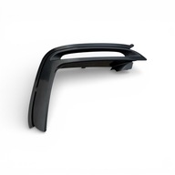 Ramka kratki zderzaka prawa pod halogen LR126768 Range Rover Velar SVA 5.0