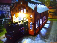 Parowozownia -Lokomotywownia Zabytkowa Oświetlona w skali H0