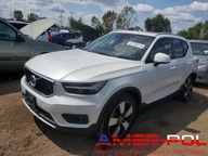 Volvo XC 40 T5 MOMENTUM 2.0 Benzyna 248KM