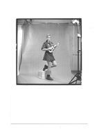 Pocztówka - Harcerka z ukulele / aktorka / skautka