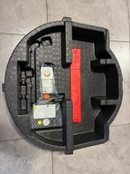 Styropian koła zapasowego pompka trójkąt zestaw naprawczy koła yaris III