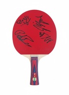 Paletka z podpisami zawodników Mistrzostw Europy w tenisie stołowym