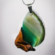 Wisiorek agat zielony plaster i brzoza - handmade, pirografia, prezent