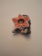 Demogorgon z pnączem - Figurka z Kinder Joy Stranger Things