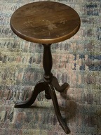 WDZIĘCZNY STOLIK POSTUMENT KWIETNIK EKLEKTYCZNY