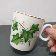 Mały kubek porcelana England liście bluszczu złocenie