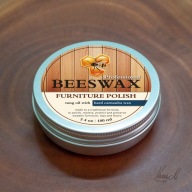 Wosk pszczeli - Beeswax - profesionalna ochrona powierzchni drewnianych.
