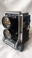Srednioformatowa Mamiya C33 proffessional z obiektywem .