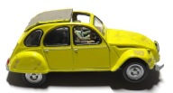 Citroen 2CV James Bond 007 Universal Hobbies 1:43 model