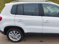 DRZWI VW TIGUAN I PRAWY TYŁ LC9A