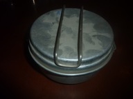 stara aluminiowa menażka turystyczna + kubek emaliowany PRL