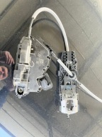 Zamek lewy przód 5TB837015 A VW Caddy 16rok