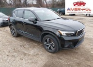 Volvo XC 40 B5 Core Bright Theme 2025 2.0 Benzyna 247KM