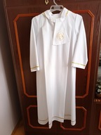 Alba komunijna dla chłopca z kapturem i złoceniami