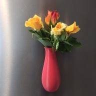 Wazon - magnes na lodówkę - czerwony