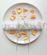 Podwiązka ślubna Clara śmietankowa ivory koronkow niebieski jakość NA MIARĘ