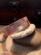 Bransoletka z miedzi o właściwościach zdrowotnych