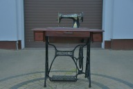 Zabytkowa maszyna do szycie firmy singer