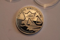 10 złotych z 2001 r - Trybunał Konstytucyjny