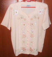 Bluzka damska jasna różowa biżuteryjna perłowe guziki 40/42 HONEY