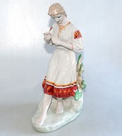 POŁONNE UKRAINA DZIEWCZYNA WRÓŻĄCA Z PŁATKÓW RUMIANKU