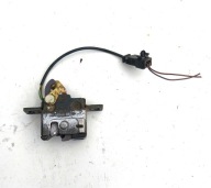 AUDI 80 B4 AVANT ZAMEK KLAPY BAGAŻNIKA PRAWY 4A9827506C