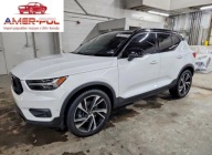 Volvo XC 40 T5 R-Design 2022 2.0 Benzyna 248KM