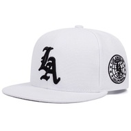 Czapka z daszkiem LA – biała, styl streetwear